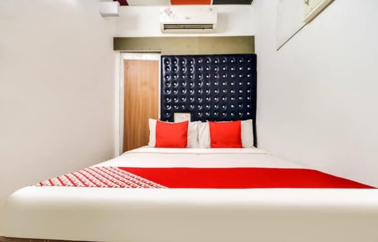 Wide view of an air-conditioned guest room